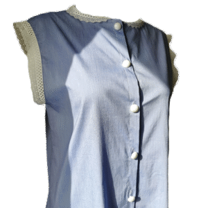 Güpür Detaylı Sıfır Kol Mavi Gömlek