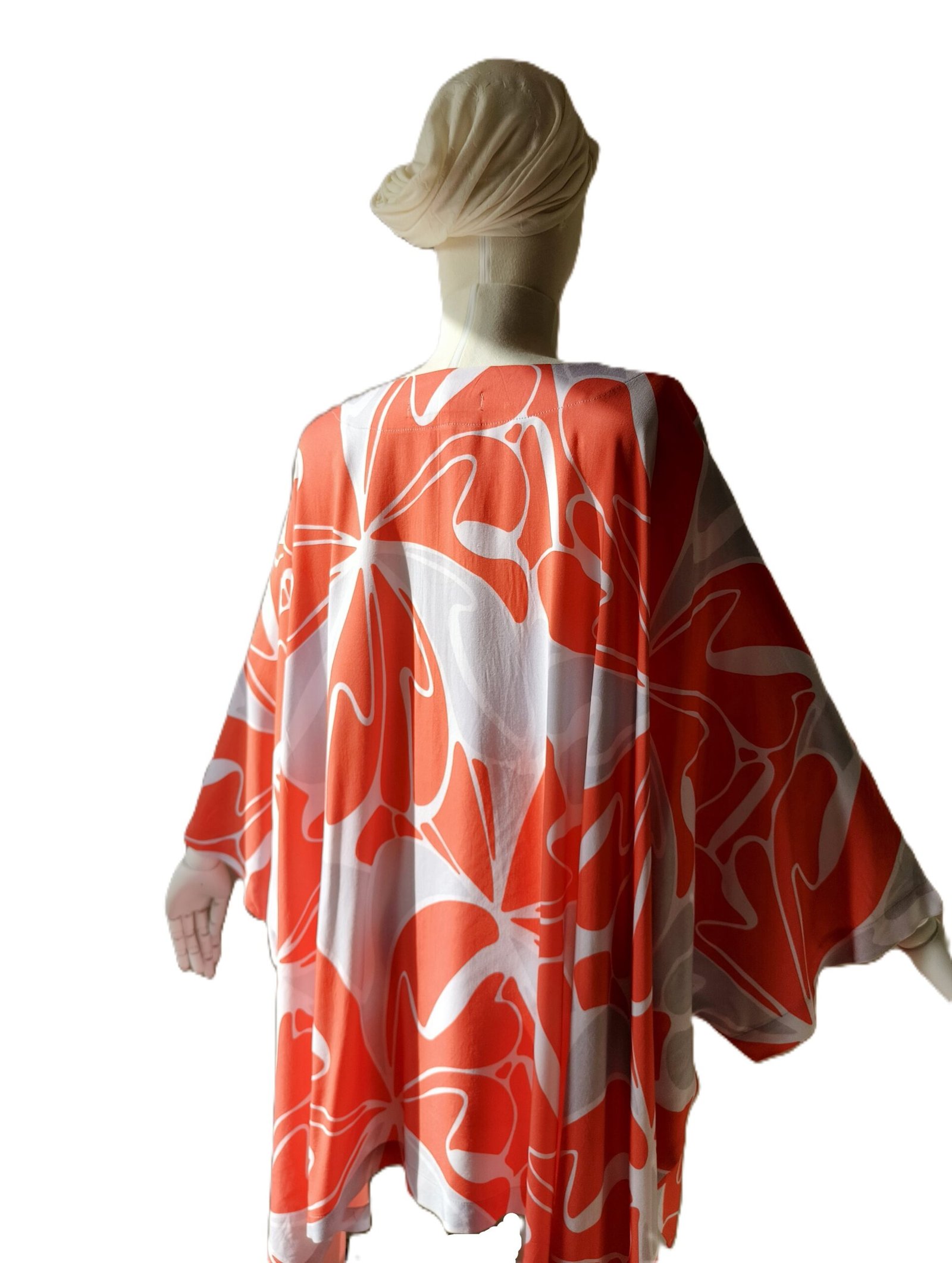 Kırmızı Çiçek Desenli Yarasa Kollu Bluz - Görsel 5